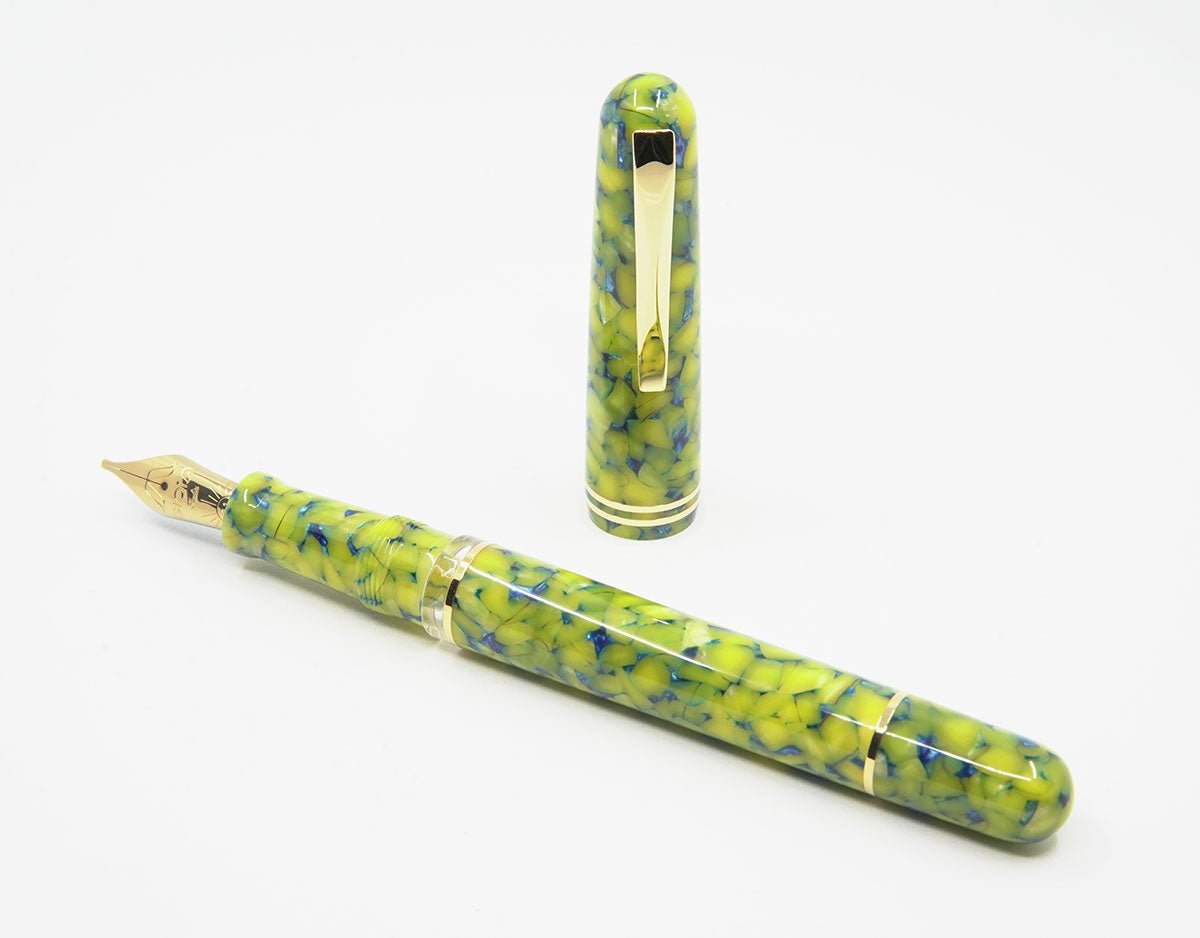 Gioia Métis Colibri gold fountain pen - Fontoplumo