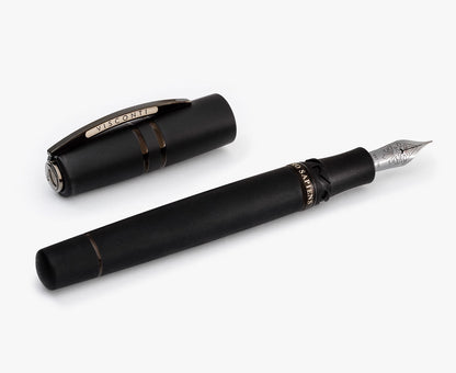 Visconti Homo Sapiens Dark Age Oversize fountain pen - Fontoplumo